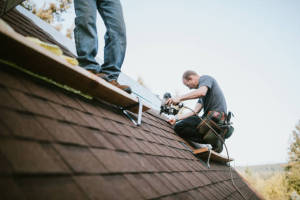Local Roofers in Twin Oaks, MO